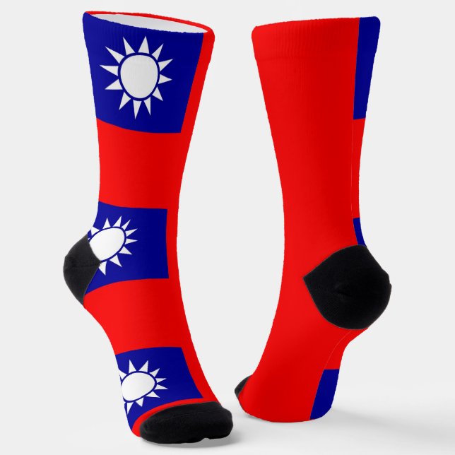 Men crew socks with flag of Taiwan (Angled)