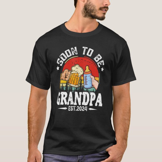 Men Soon To Be Grandpa 2024 Retro Pregnancy Announ T-Shirt (Front)