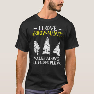 Mens Arrowhead hunter archery collecting Arrow man T-Shirt
