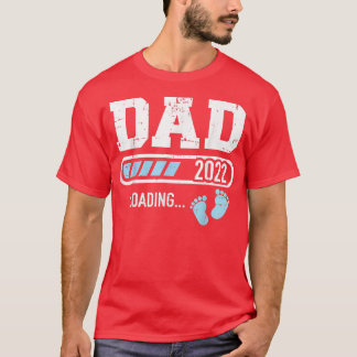 Mens Dad 2022 loading for pregnancy announcement C T-Shirt