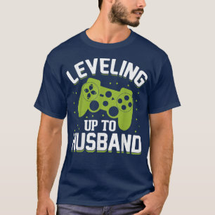 Mens Engagement Gamers Leveling up to Husband for T-Shirt