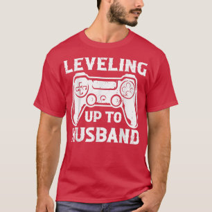 Mens Engagement groom video game lovers T-Shirt