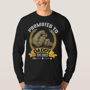 Mens Expecting New Dad 2022 Soon To Be Promoted To T-Shirt