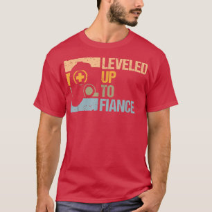 Mens Funny Leveled Up To Fiance Design T-Shirt