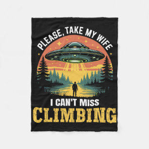 Mens Funny Ufo Climbing Joke Alien Abduction Retro Fleece Blanket