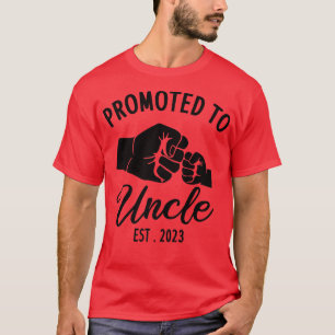Mens Funny Uncle Pregnancy Announcement Uncle Est  T-Shirt