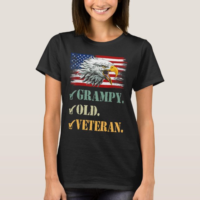Mens Grampy Old Veteran American Eagle Flag Cool M T-Shirt (Front)