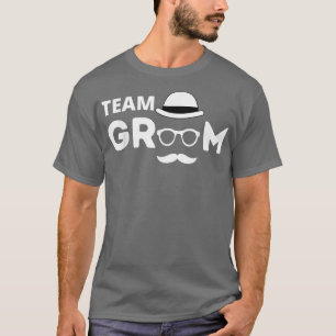 Mens Groom bachelor party groomsmen for wedding or T-Shirt
