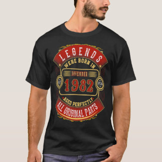 Mens Legends Were Born In November 1982  40 Years T-Shirt