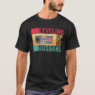 Mens Leveling Up to Husband Bachelor Party Gamer E T-Shirt