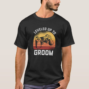 Mens Levelled Up To Groom Video Game Engagement Fo T-Shirt