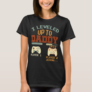 Mens Levelling Up To Daddy 2022 Dad Pregnancy Anno T-Shirt