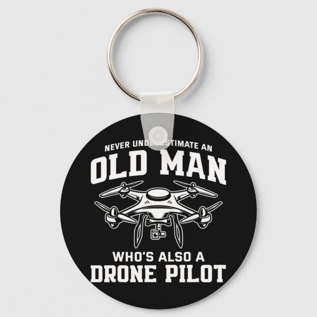 Mens Never Underestimate An Old Man Who&#39;s Also Key Ring (Front)