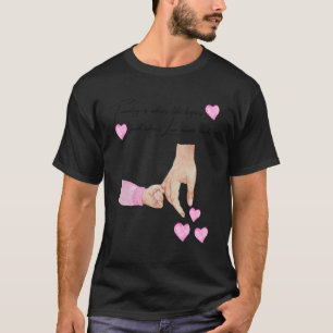 Mens New Dad And Daughter Holding Hands Of A Baby T-Shirt