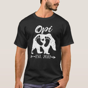 Mens New Opi Grandpa Bear Est 2022 Baby Shower Ann T-Shirt