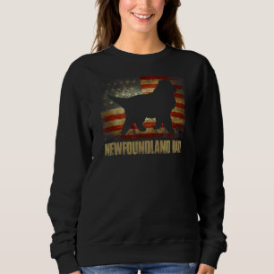 Mens Newfoundland Dad Vintage American Flag Patrio Sweatshirt
