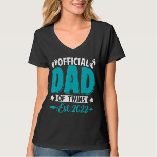 Mens Official Dad Of Twins 2022 Funny Twins Daddy T-Shirt
