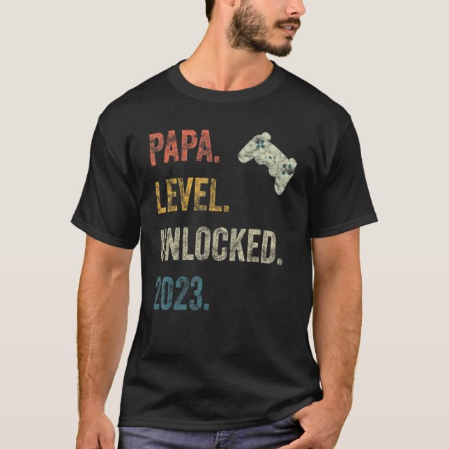Mens Papa Level Unlocked 2023 Gamer Pregnancy Soon T-Shirt (Front)
