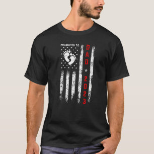 Mens Promoted To Dad 2023 Usa Flag Father's Day Ne T-Shirt