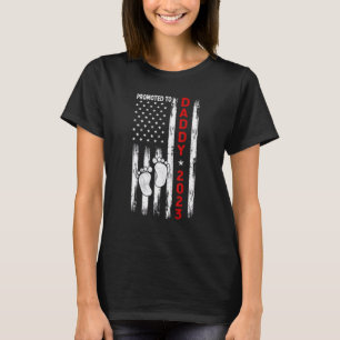 Mens Promoted To Daddy 2023 First Time Father's Da T-Shirt