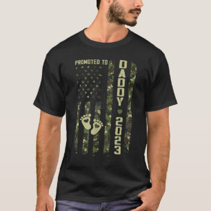 Mens Promoted To Daddy Est 2023 Father's Day Camo T-Shirt