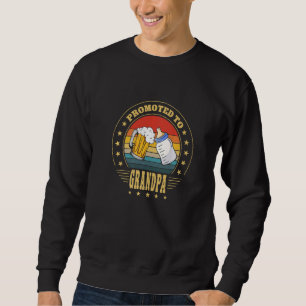 Mens Promoted to Grandpa 2023 Baby Pregnancy Anno Sweatshirt