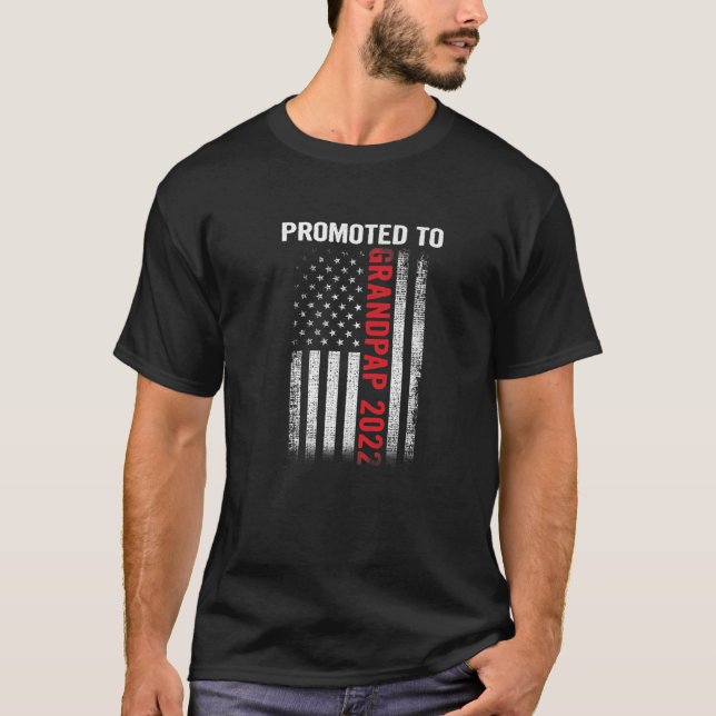Mens Promoted To Grandpap 2022 Father's Day Patrio T-Shirt (Front)