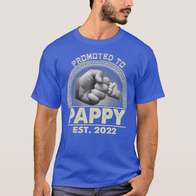 Mens Promoted To Pappy 2022 Funny Gift New Dad T-Shirt (Front)