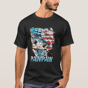 Mens Reel Cool Pawpaw 4th July Fishing USA Flag Da T-Shirt