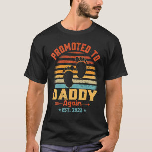 Mens Retro Promoted To Daddy Again Est 2023 Pregna T-Shirt