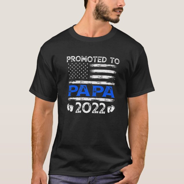 Mens Retro Promoted To Papa 2022 Usa Flag Father's T-Shirt (Front)