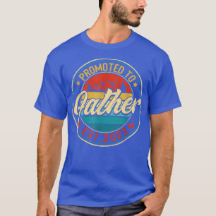 Mens Retro Vintage Promoted To Father Est 2023 Men T-Shirt
