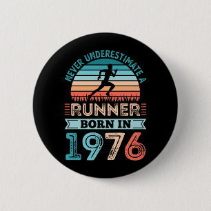 Mens Runner Born In 1976 50th Birthday Running 6 Cm Round Badge