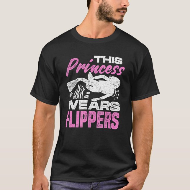 Mens This Prince Wears Flippers Diver Scuba Diver  T-Shirt (Front)