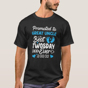 Mens Twosday Promoted To Great Uncle New Baby Anno T-Shirt