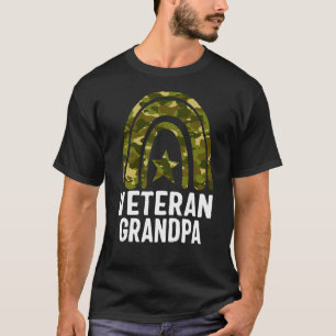 Mens Veteran Grandpa Veterans Day Cool Camo Patter T-Shirt