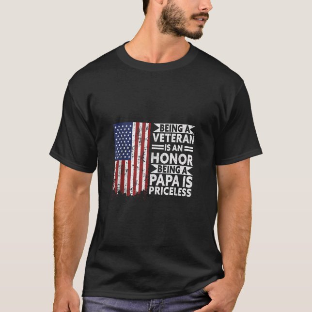 Mens Veteran Honour Papa Priceless Proud American  T-Shirt (Front)