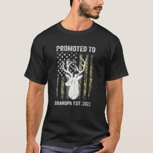 Mens Whitetail Deer Promoted To Grandpa 2022 Camou T-Shirt