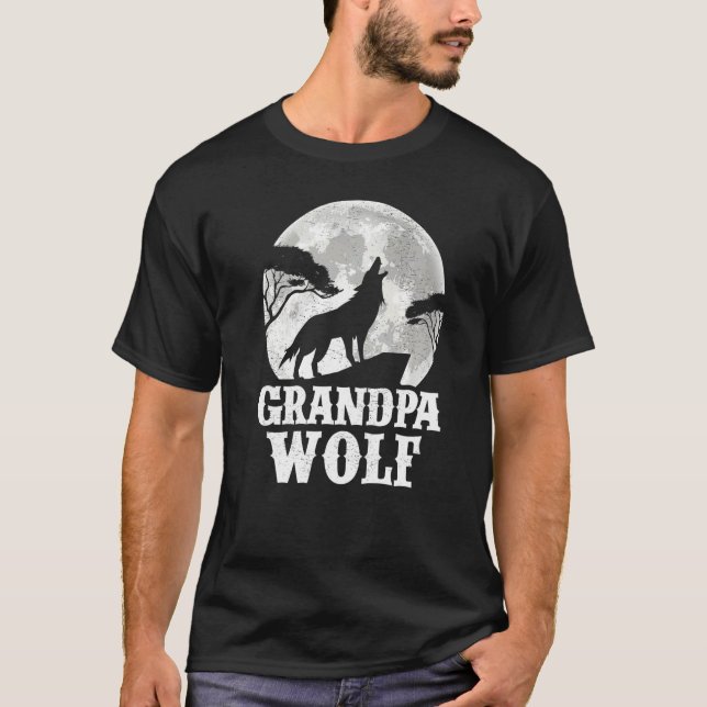 Mens Wolves Howling At The Moon  Grandpa Wolf Fath T-Shirt (Front)