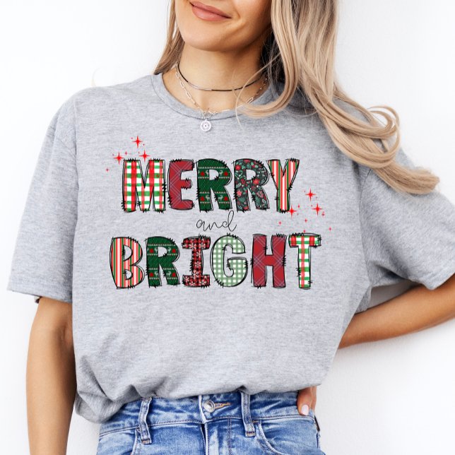 Merry&Bright Modern Family Cute Christmas Womens  T-Shirt (Creator Uploaded)