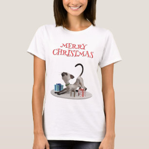 Merry Christmas. Cat with gifts T-Shirt