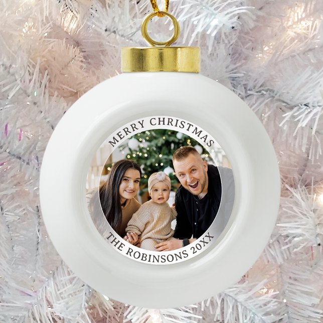 Merry Christmas Fresh Modern Style Family Photo Ceramic Ball Christmas Ornament (Creator Uploaded)