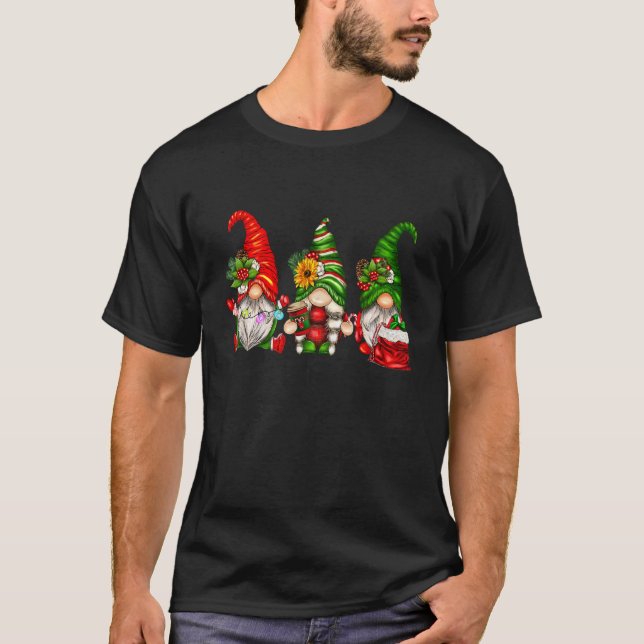 Merry Christmas Gnomes Family Gnomes Happy Christm T-Shirt (Front)