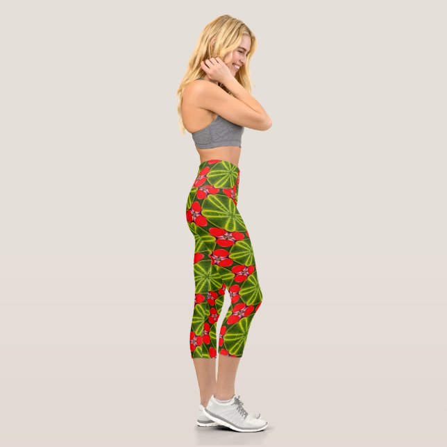 Merry Christmas Patterns Capri Leggings (Right)