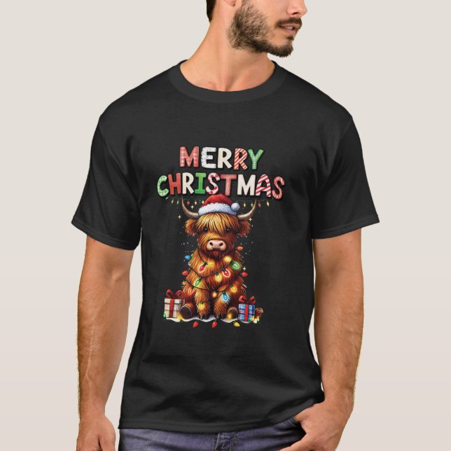 Merry Christmas Scottish Highland Cow Xmas Farm An T-Shirt (Front)