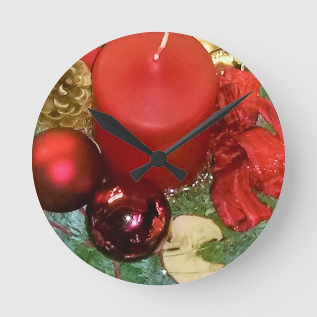 Merry Christmas Wreath Round Clock (Front)