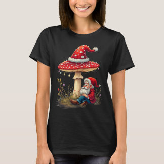 Merry Vintage Christmas Gnome Mushroom Santa Claus T-Shirt