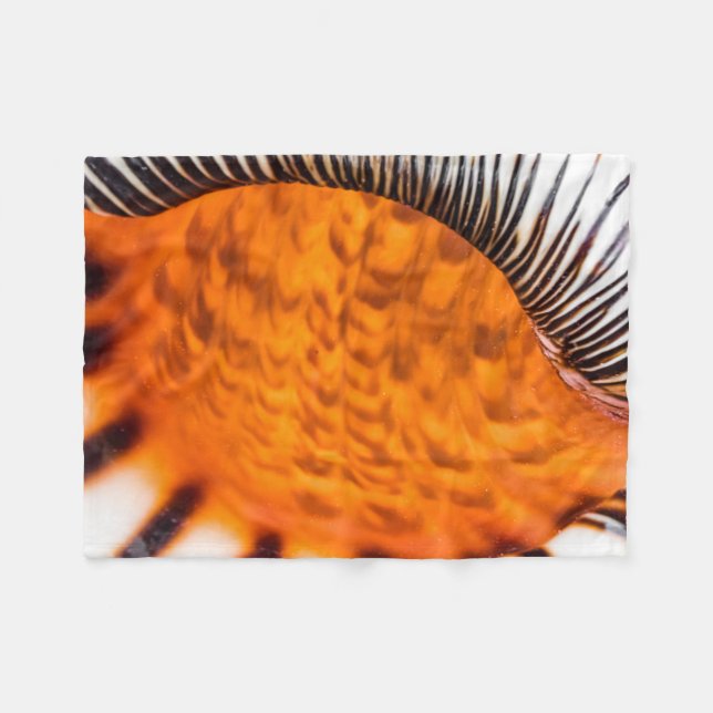 Mesmerising seashell fleece blanket (Front (Horizontal))