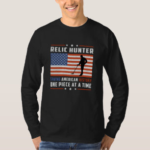 Metal Detecting Detector Detectorist Gift Idea T-Shirt