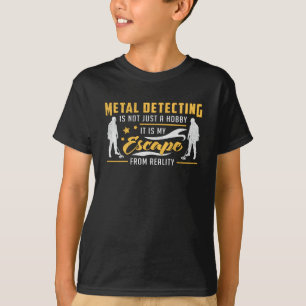 Metal Detecting Gold Detectorist Gift Idea T-Shirt